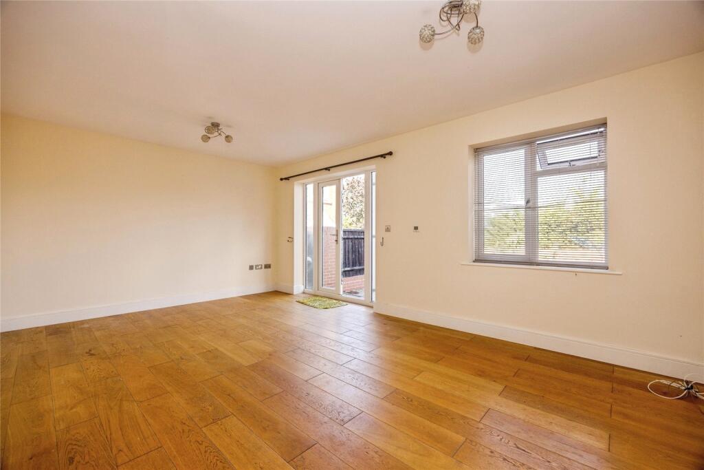 House in Guildford - View 3