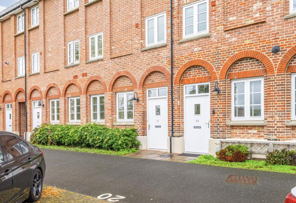 4-bed house on Pirnhow Street, Ditchingham, £300,000