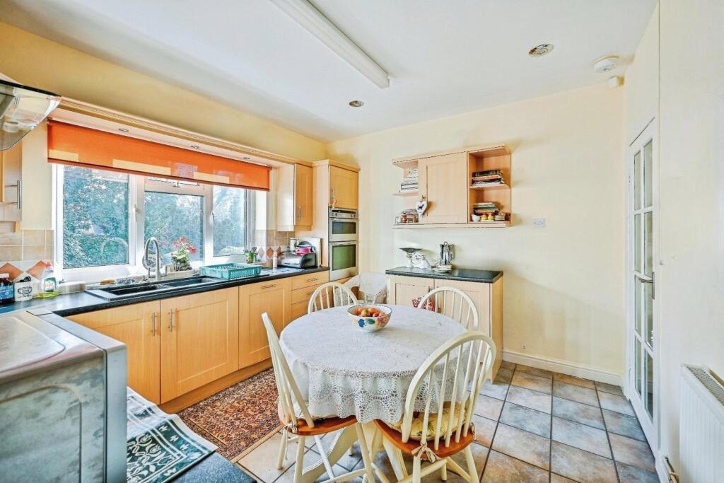 Pinewood Drive, Ashley Heath, Market Drayton, Staffordshire, TF9 photo 2