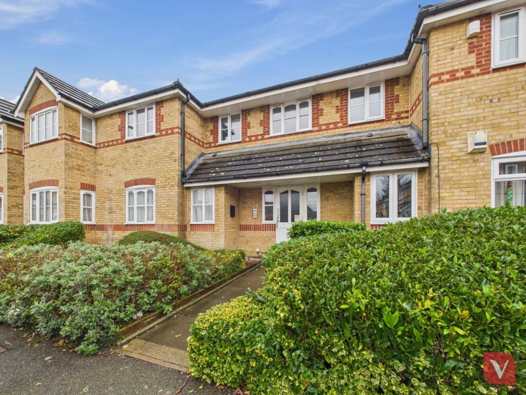 Main image of property: Larkspur Gardens, Luton