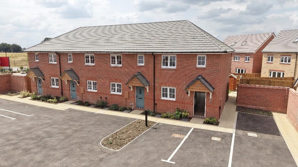 Main image of property: Leestone Chase, Perry Avenue, Leighton Buzzard