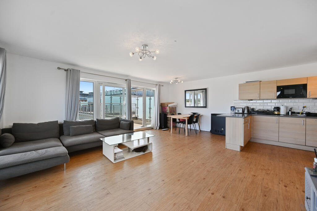Apartment in London - View 5