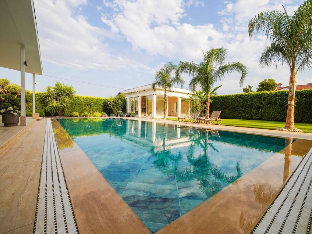 Main image of property: Antalya