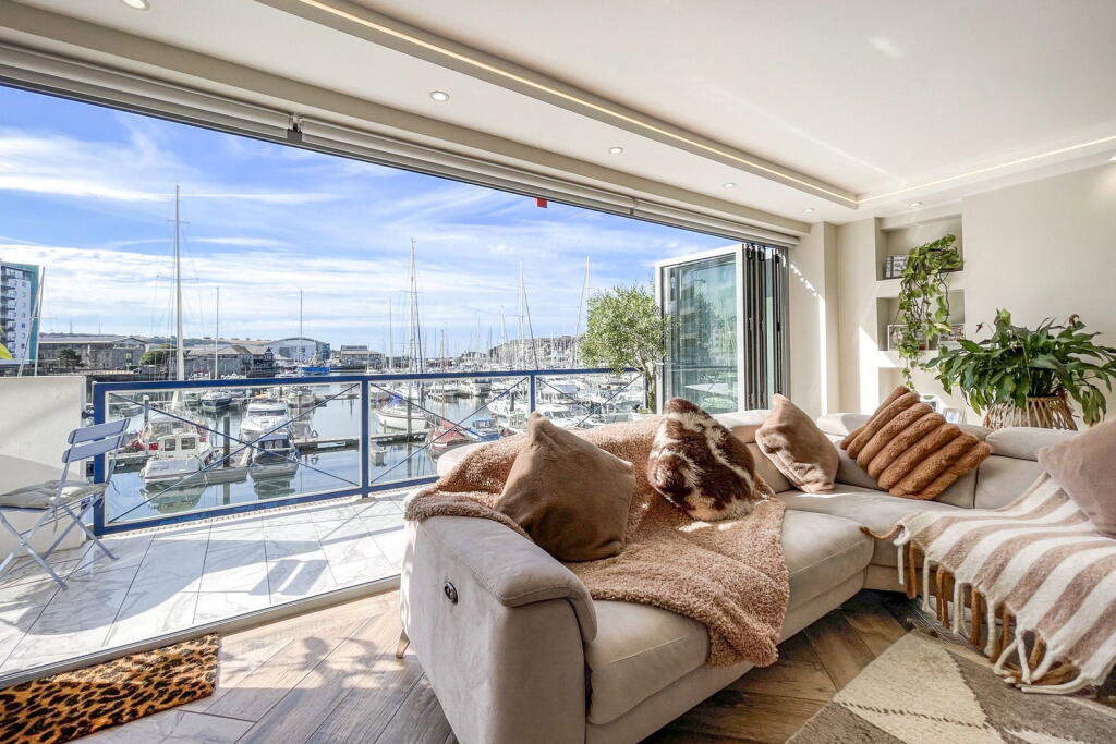 Main image of property: Mariners Court, Sutton Harbour, Plymouth, PL4 0BS
