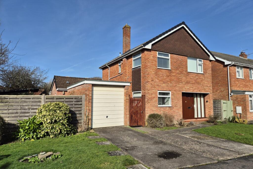 Main image of property: Saltings Close, Clevedon, North Somerset, BS21