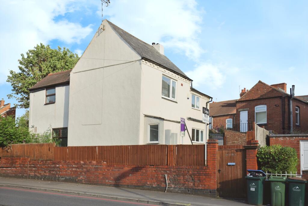 2-bed semi-detached on Walsgrave Road, Coventry, CV2, £160,000