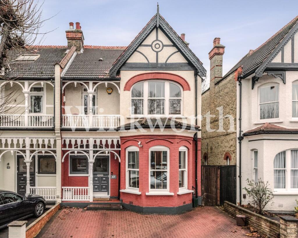 Broomfield Avenue, London, N13 photo 3