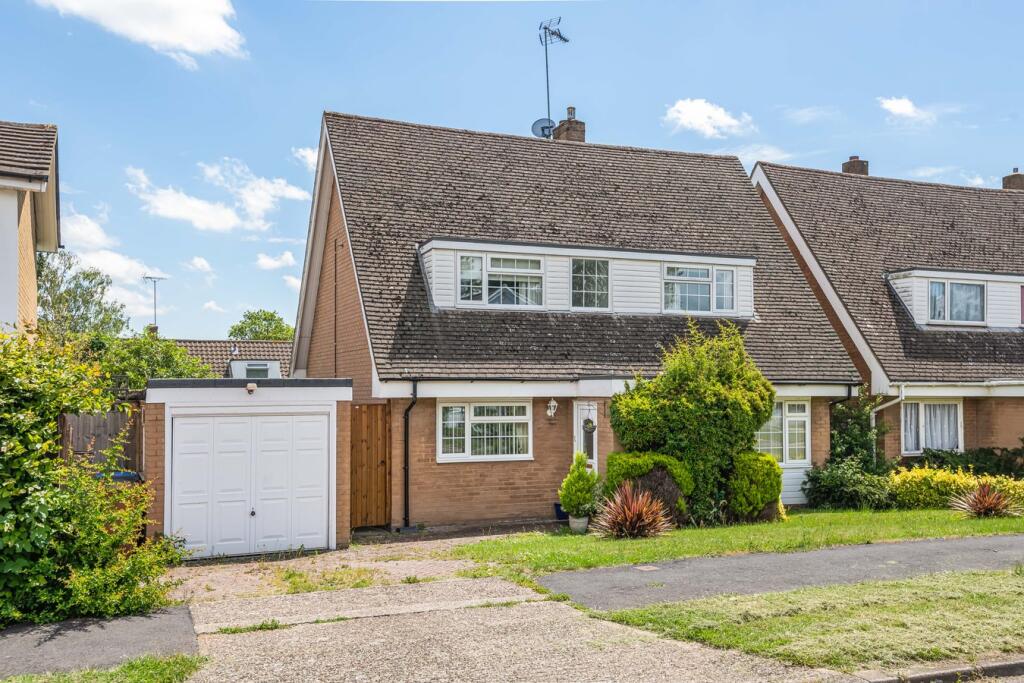 Main image of property: The Ryde, Hatfield, AL9