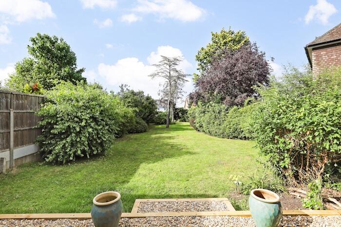 Brentwood Road, Ongar, CM5 photo 3