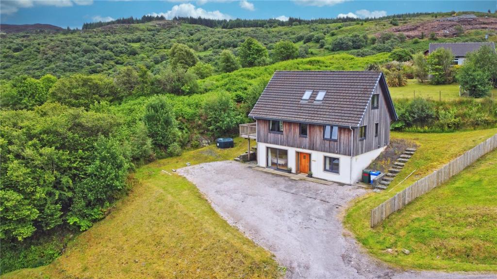 5-bed detached on Harbour Vista, Achnaglach, Campbeltown Road, Tarbert, £395,000