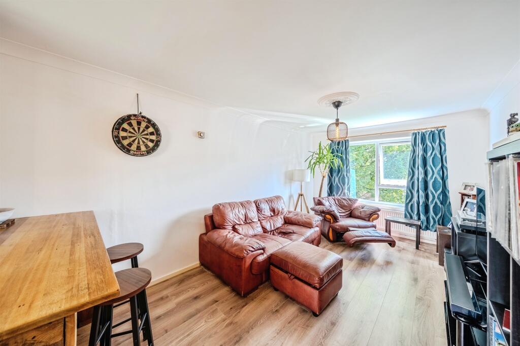 Apartment in Newport, Ebbw Vale South - View 2