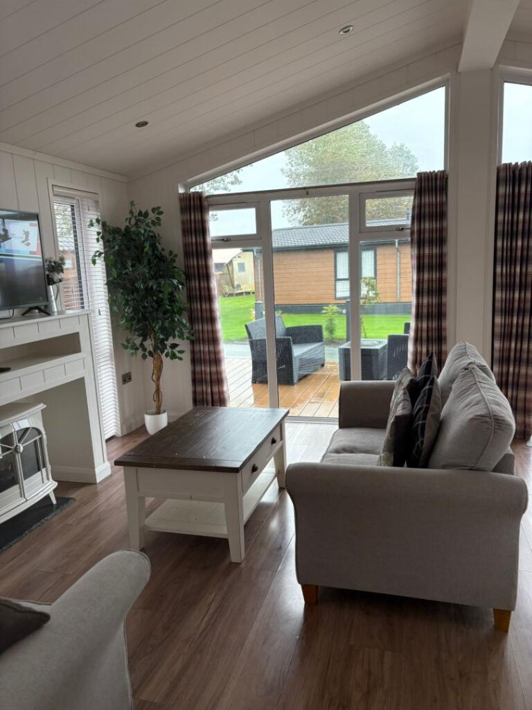 1-bed caravan on Pathfinder Tuscany Lodge, Mid Wales, Moat Lane, Wales, SY17 5SE, United Kingdom, £125,000
