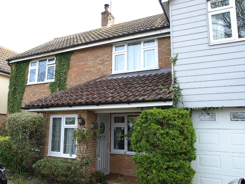 5-bed detached on Seaview Avenue, CO5, £650,000
