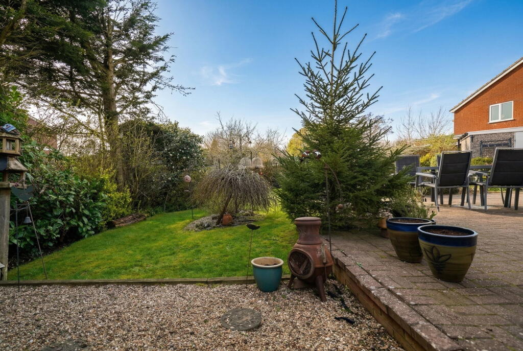 Additional image 20 of Saxon Wood Road, Cheswick Green