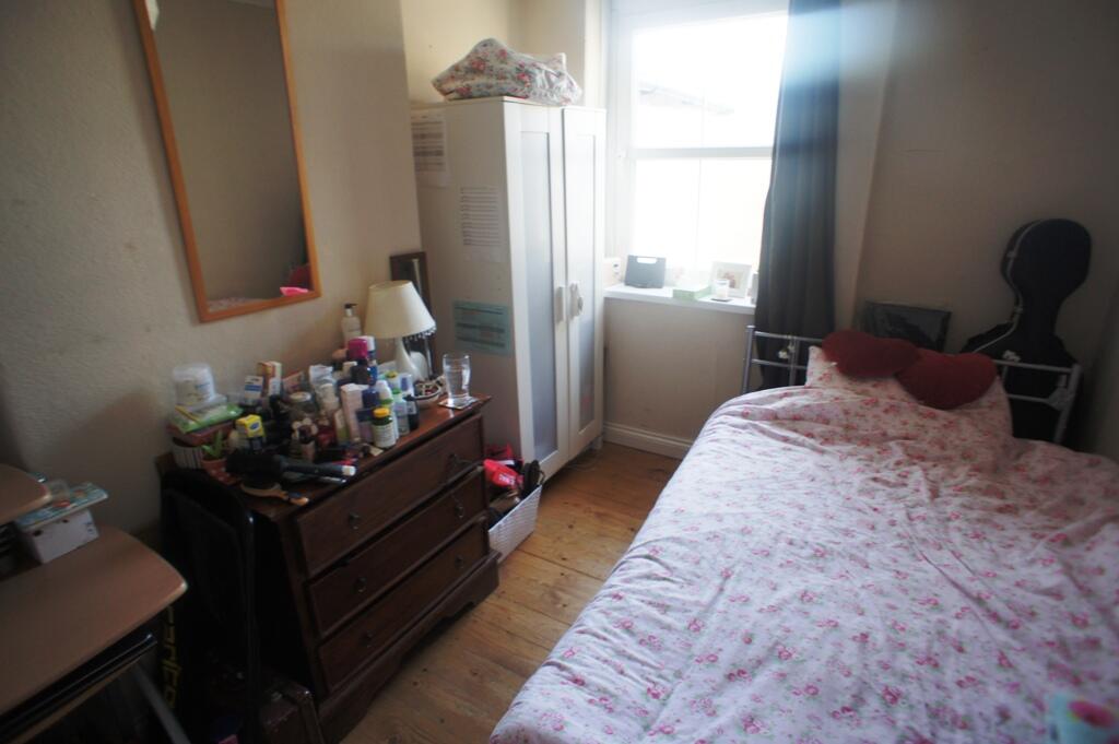 House in Cardiff, Maindy, Cathays - View 5