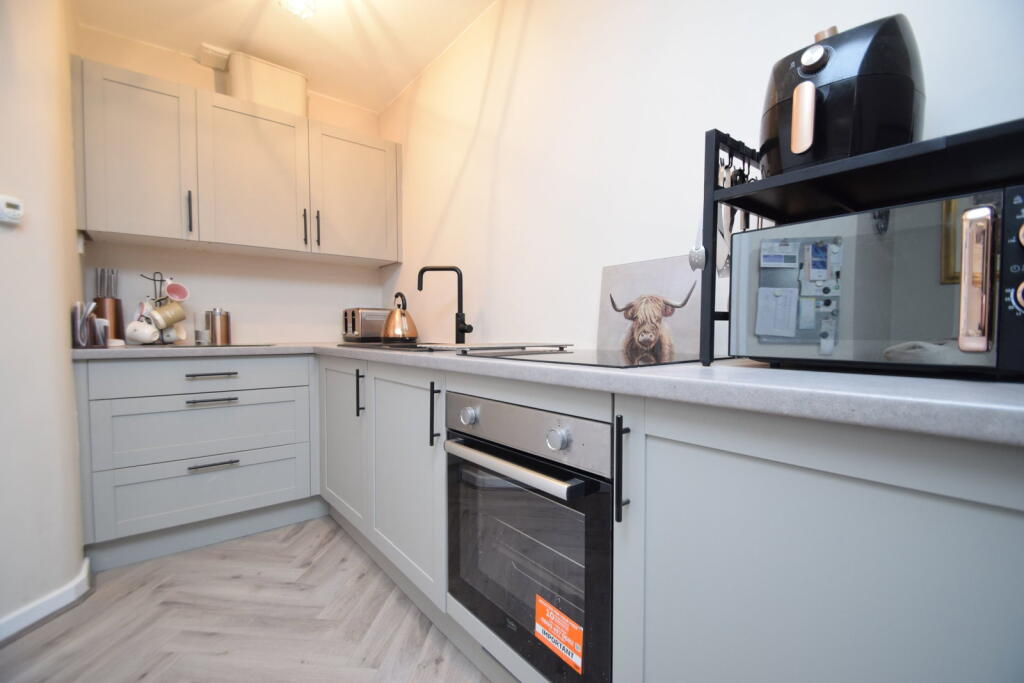 Apartment in Stockport - View 5
