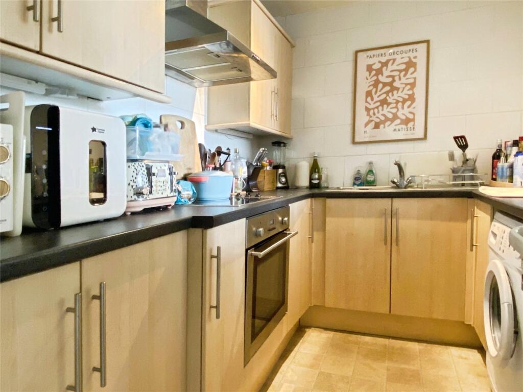 Milton Gardens, Wokingham, Berkshire - View 2