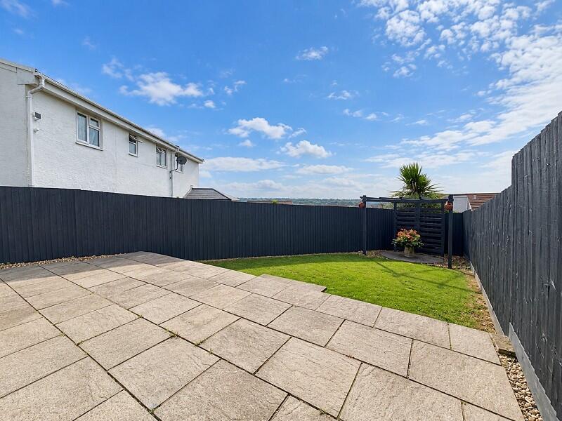 House in Cardiff, Llanharan - View 2
