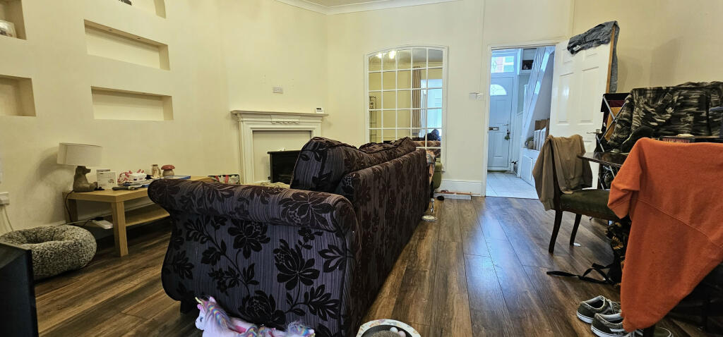 House in Cardiff, Maesteg - View 4