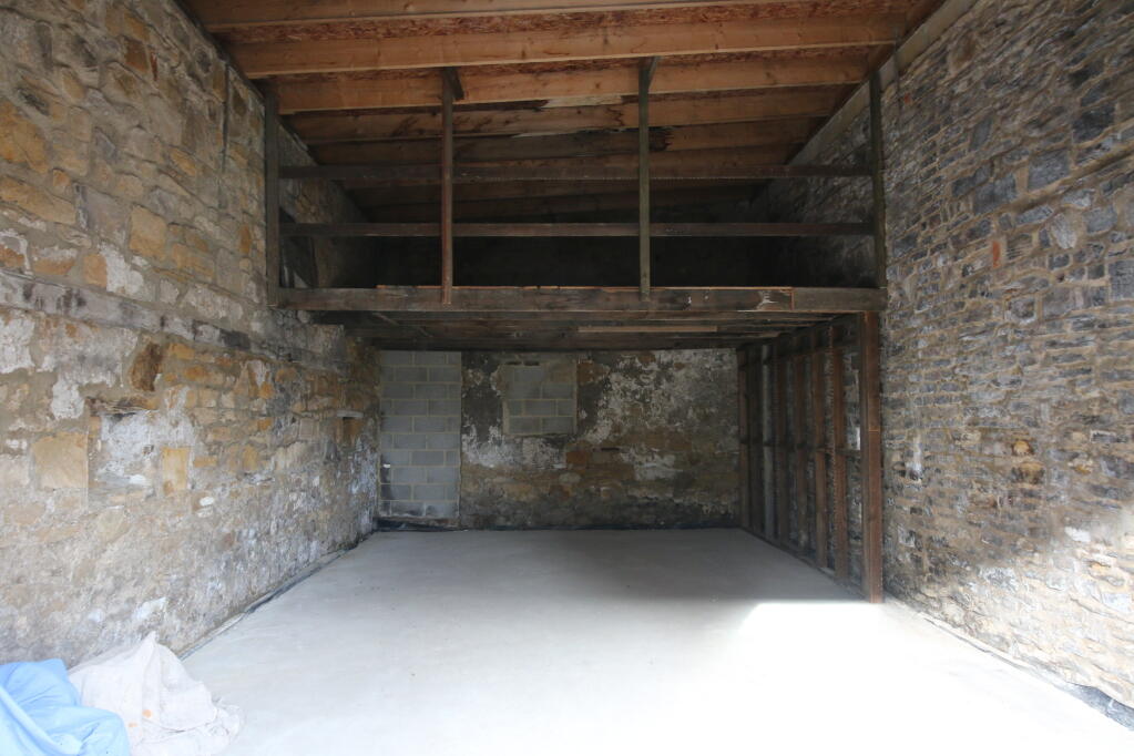 Lock Up, Off Dundas Street, Spennymoor, Durham, DL16 photo 3
