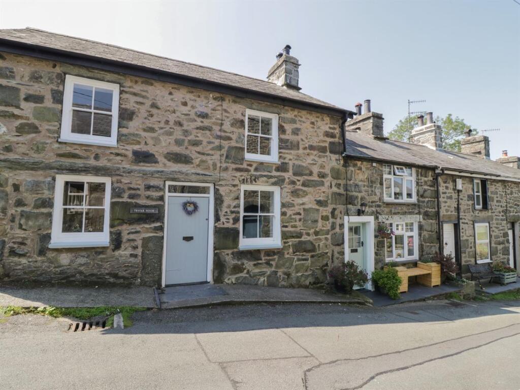Main image of property: Tryfer Terrace, Harlech