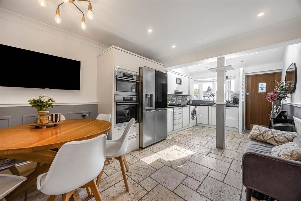 House in Reading - View 3