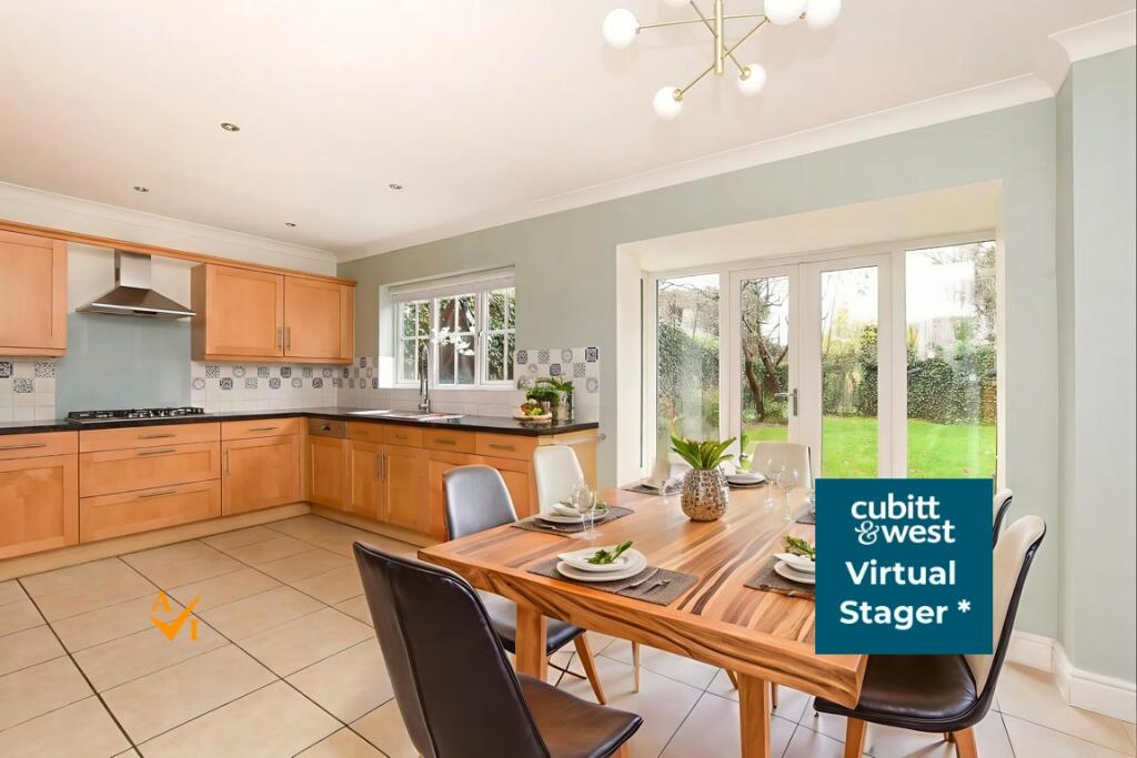 West Meads, Horley, Surrey - View 5