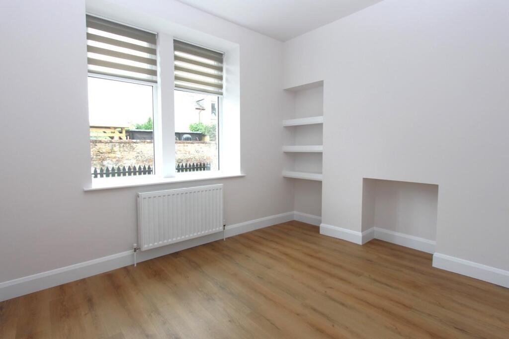 Apartment in Inverness - View 4
