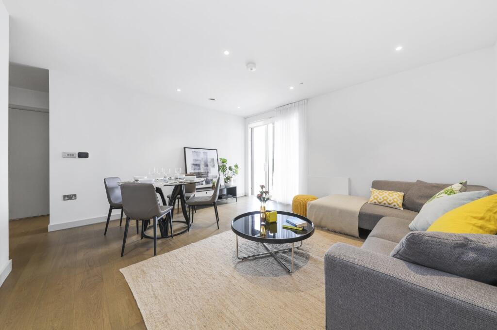 Apartment in London - View 5