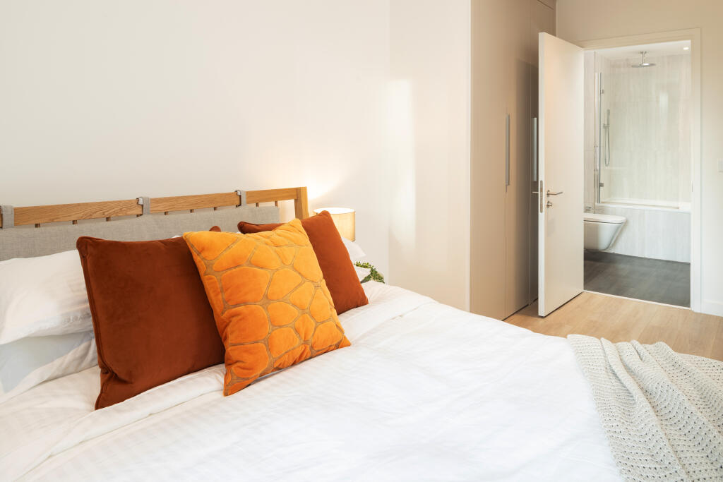 Apartment in Manchester - More