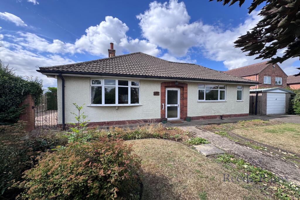 Main image of property: Main Street, Kellington, North Yorkshire, DN14