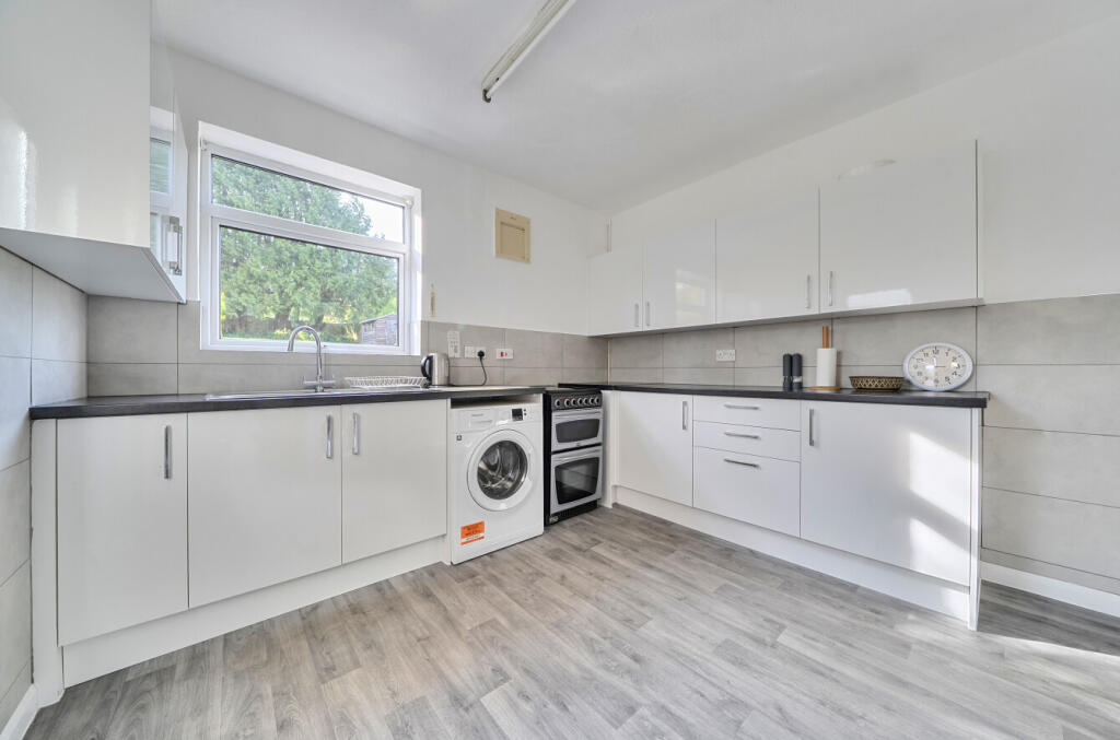 Willingdon Road, Eastbourne, East Sussex photo 4