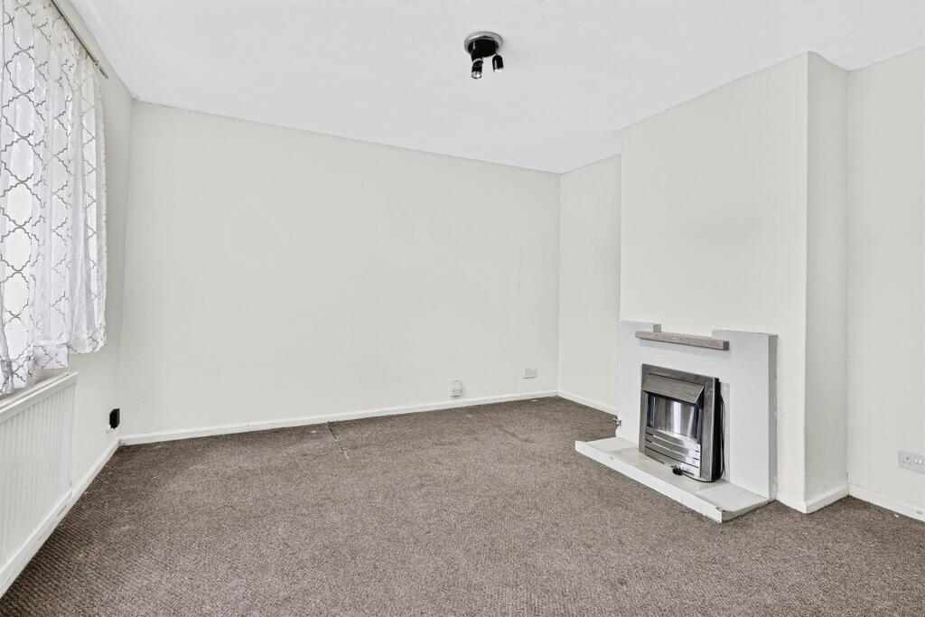 House in Northampton, Sunnyside, Kingsthorpe - View 3