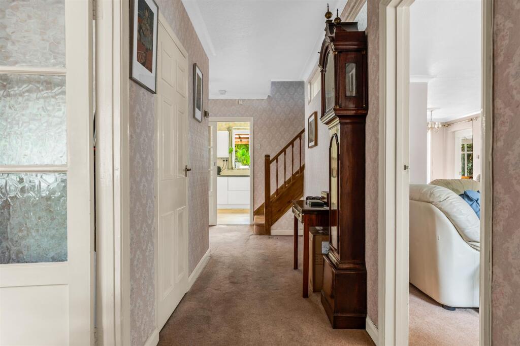 House in Ware, Kings Hill - View 4