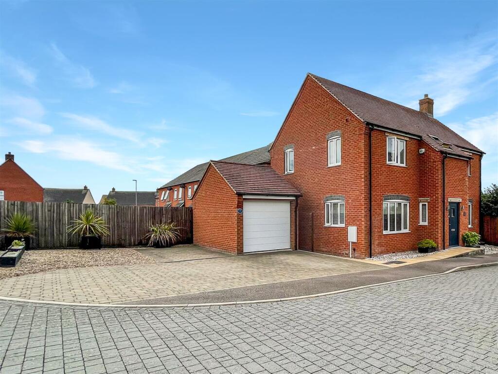 House in Leicester - View 2