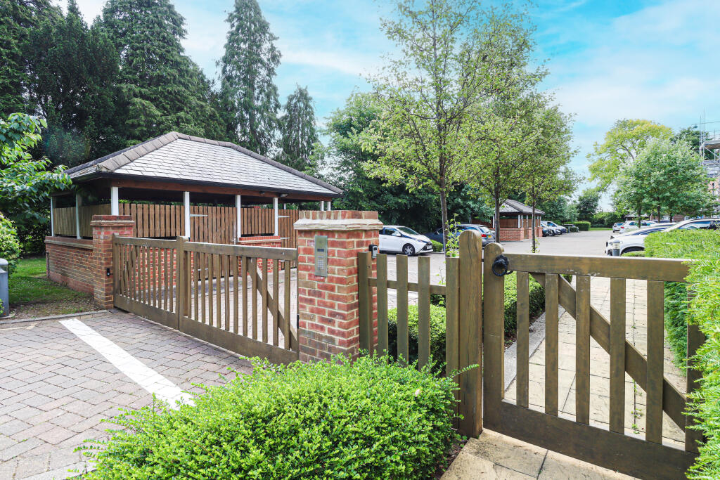 Additional image 14 of Pegrum Drive, London Colney, AL2