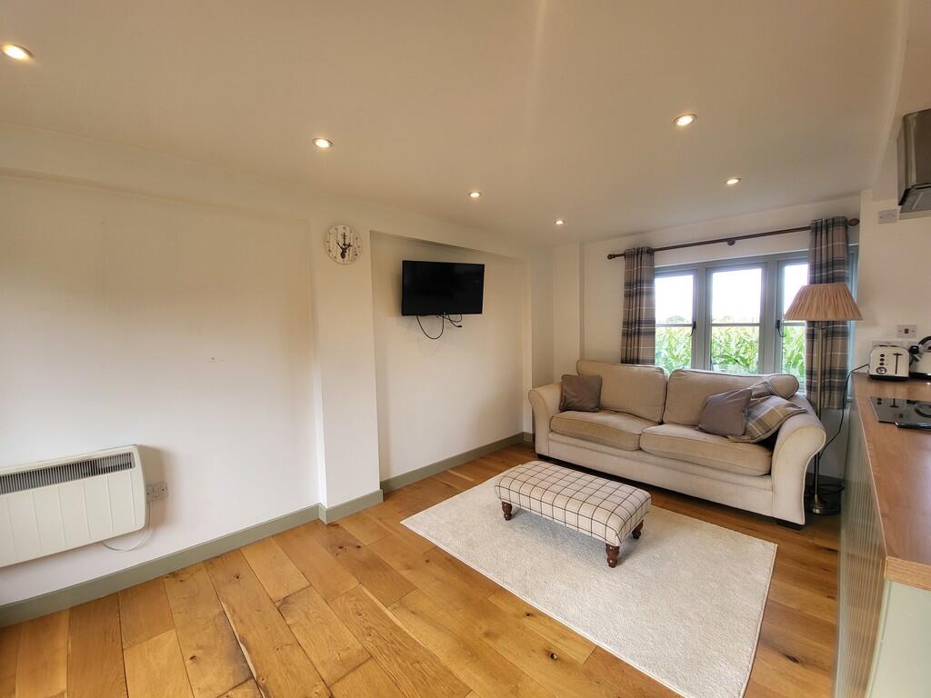 House in Derby - View 5