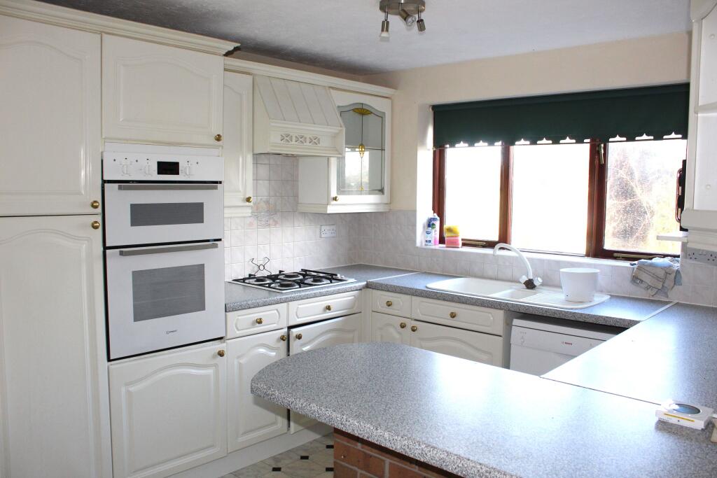 Berrybrook Meadow, Exminster, Exeter photo 2