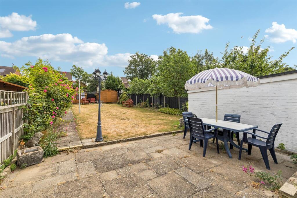 House in Stevenage - View 3