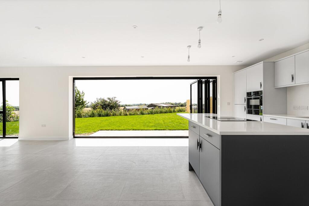 House in Cotswold, Chedworth - View 3