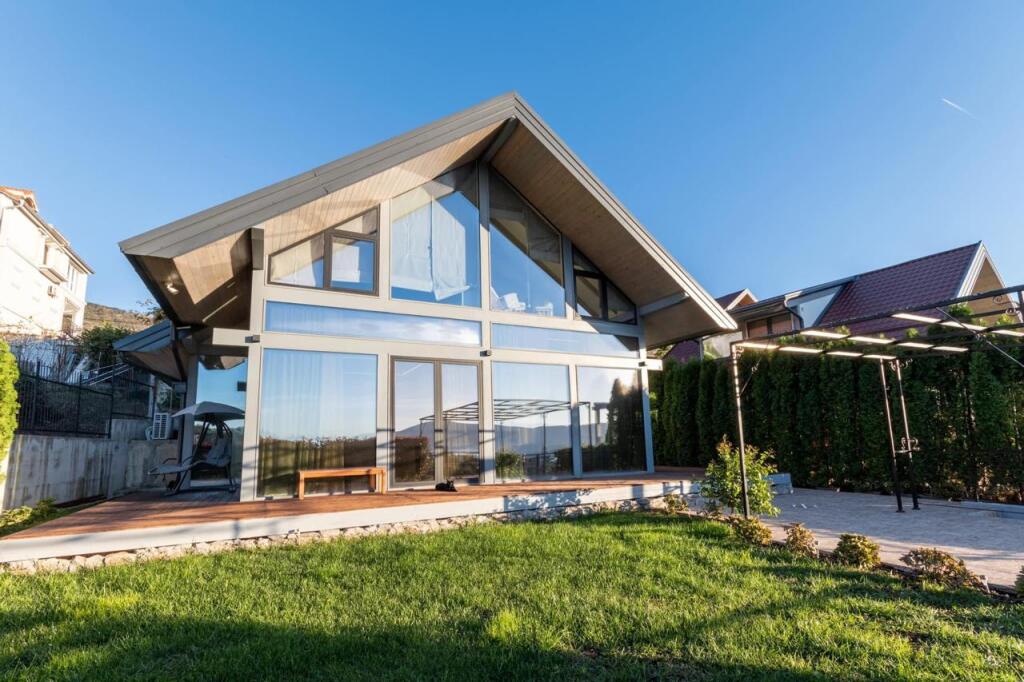 Main image of property: Kavac, Montenegro