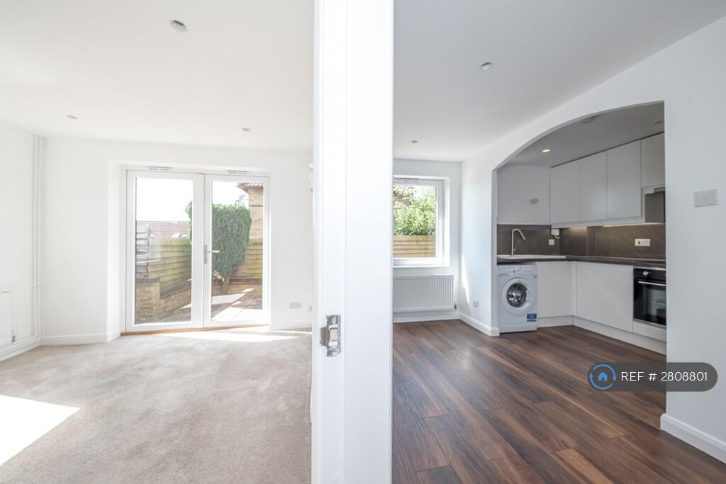 Main image of property: Engaine Drive, Shenley Church End, Milton Keynes, MK5