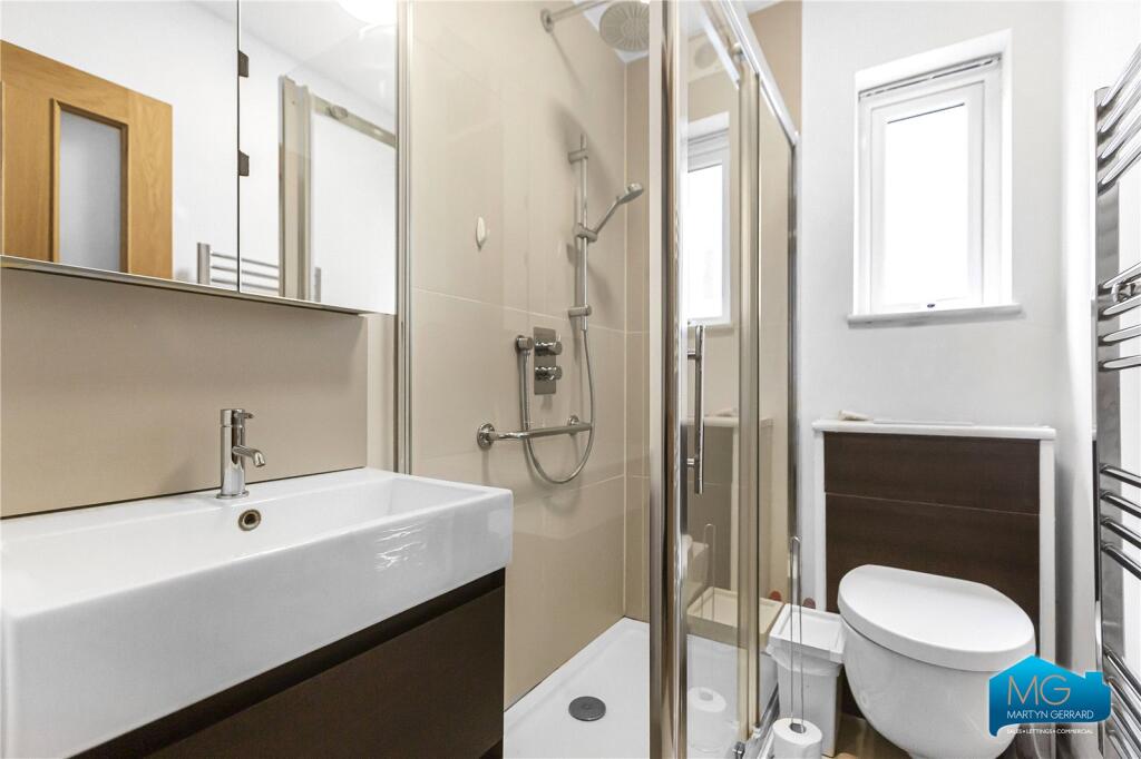 Apartment in London - More