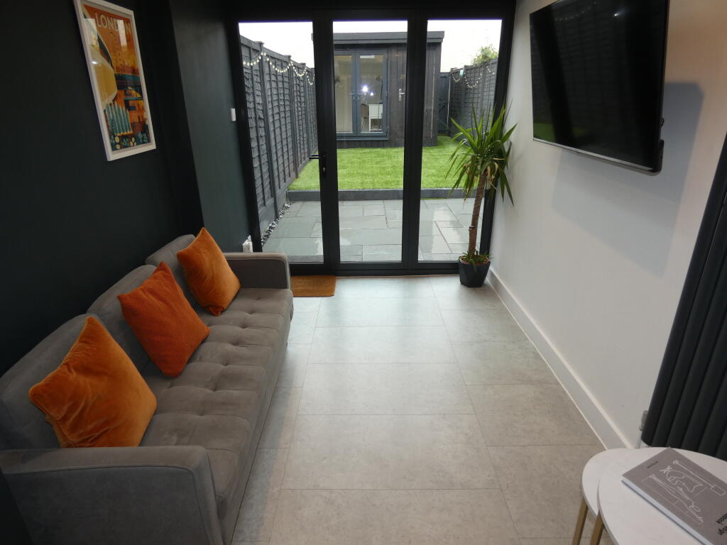 House in St Albans - View 5