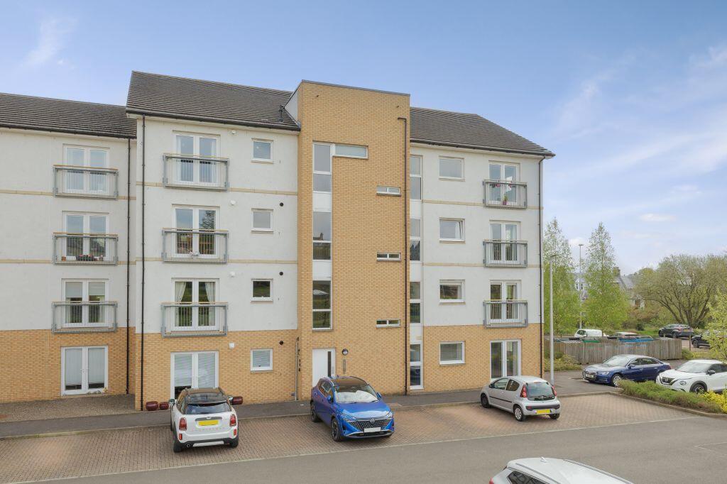 Main image of property: 16 Leys Park Grove, Dunfermline, KY12 0DF