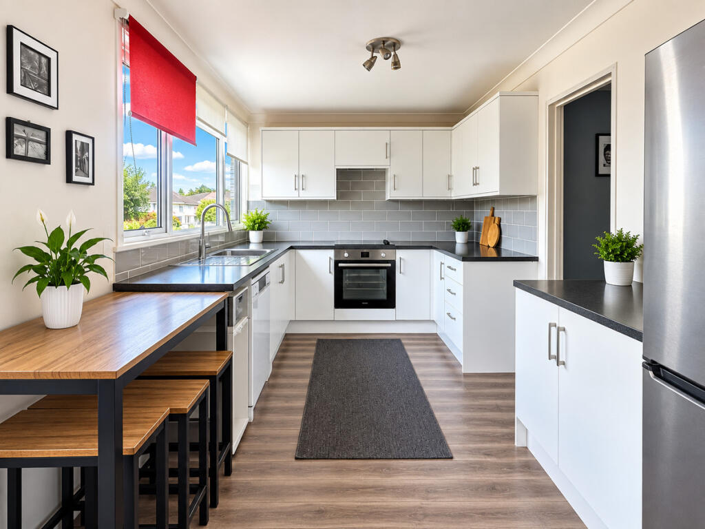 House in Southend-on-Sea - View 4