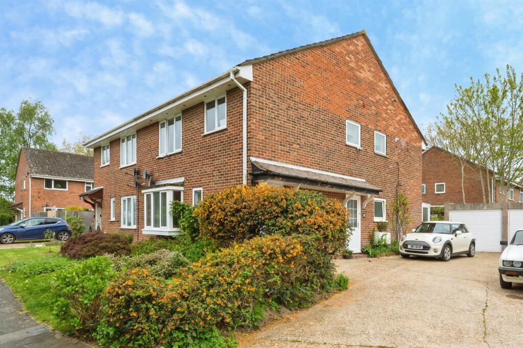 Main image of property: Selwyn Gardens, Eastleigh