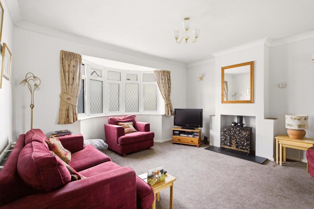House in St Albans - View 5
