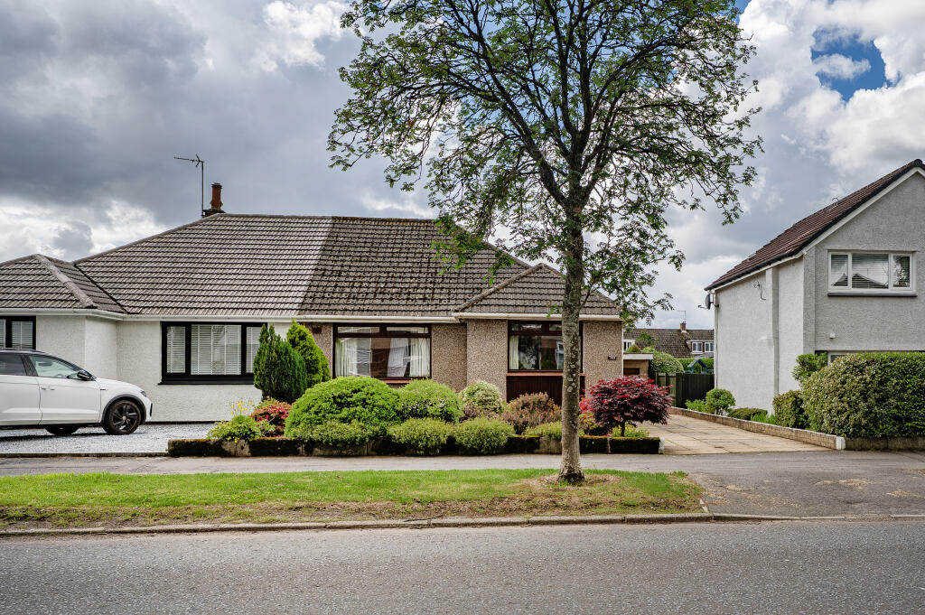 Main image of property: 133 Balmuildy Road, Bishopbriggs, Glasgow, G64