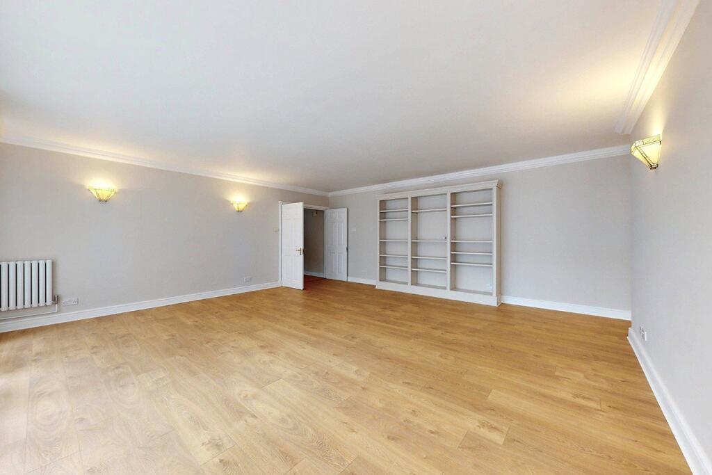Apartment in London - View 3
